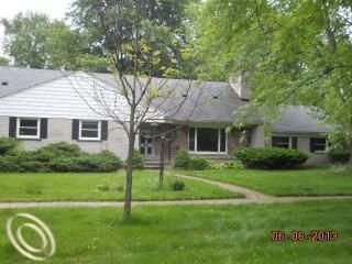 15102 Kinloch, Redford, MI 48239