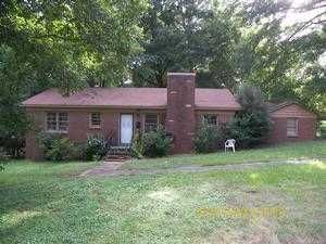 3919 Starmount Ave, Charlotte, NC 28269