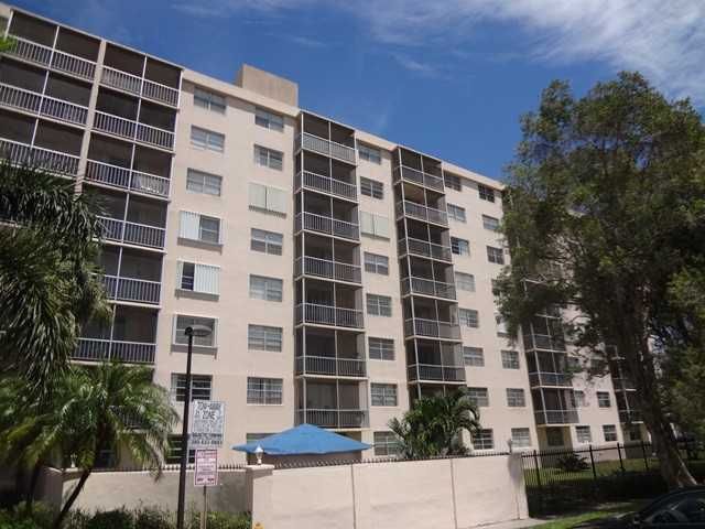 1251 Ne 108th St Apt 717, Miami, FL 33161