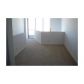 690 SW 1 CT # 2705, Miami, FL 33130 ID:942618