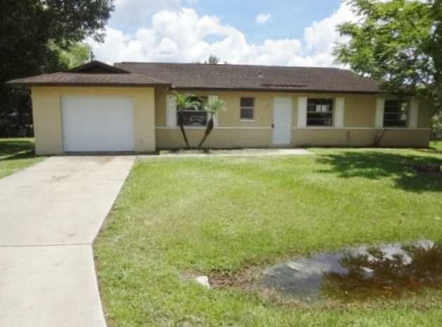 13343 2nd St, Fort Myers, FL 33905