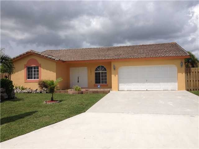 12801 SW 218 TER, Miami, FL 33170