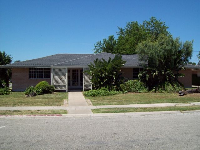 5202 Kentner Street, Corpus Christi, TX 78412