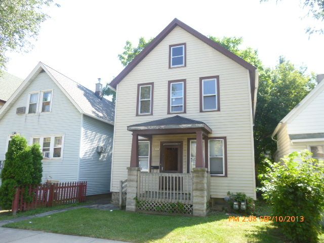 2521 2521 A W Rogers S, Milwaukee, WI 53204