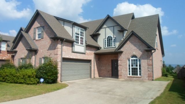 8693 Highlands Dr, Trussville, AL 35173