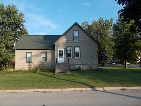 1606 N Irwin Ave, Green Bay, WI 54302