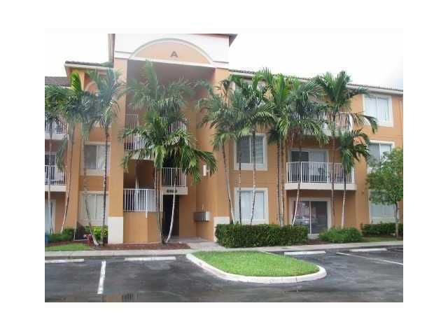 6936 39TH ST # 107, Fort Lauderdale, FL 33314