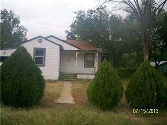 214 Minter St., Uvalde, TX 78801