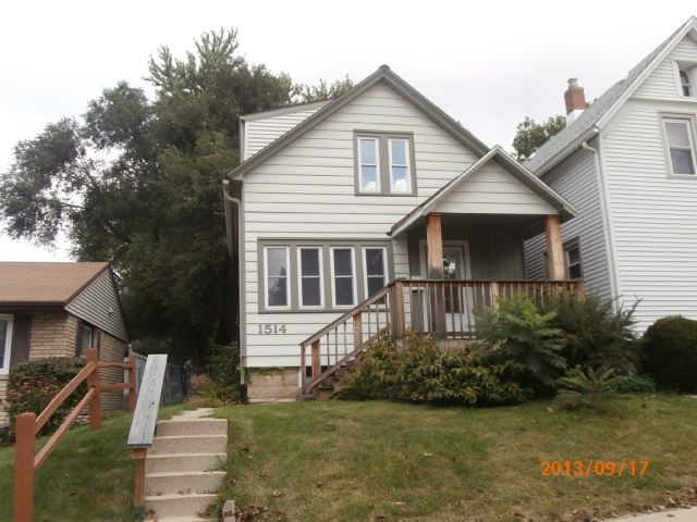 1514 Pine St, South Milwaukee, WI 53172