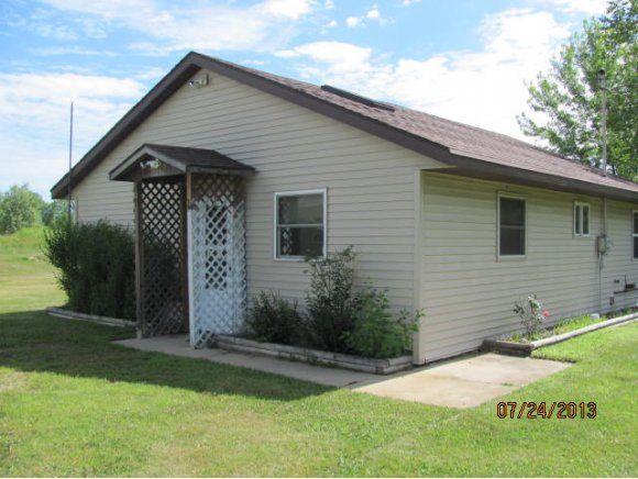 W382 County Rd E, Oconto Falls, WI 54154