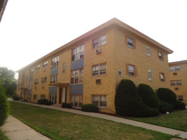 9217 S Cottage Grove Ave Apt 2w, Chicago, IL 60619