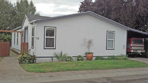 10698 Cone St NE #10, Donald, OR 97020