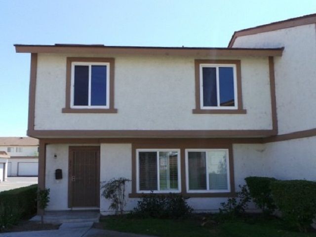 331 Carriage Drive Unit A, Santa Ana, CA 92707