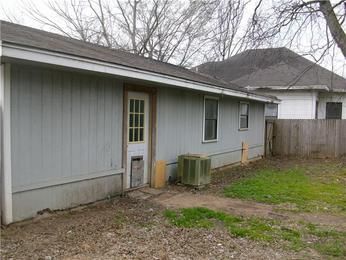 124 W Washington St, Paris, TX 75460