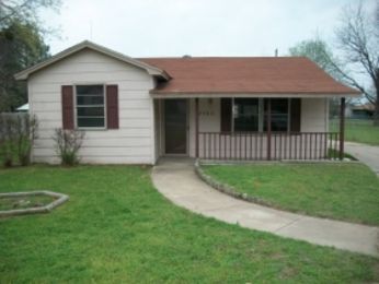 2180 Shiloh Street, Paris, TX 75460