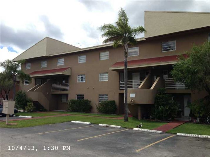 5910 W 26 AV # 143, Hialeah, FL 33016