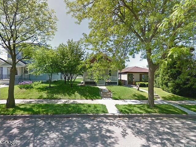 E Adams Ave, Cudahy, WI 53110