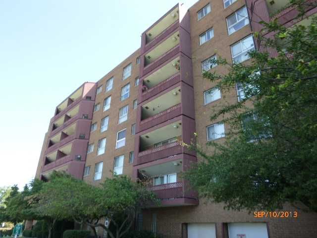 100 Park Ave Apt 505, Calumet City, IL 60409