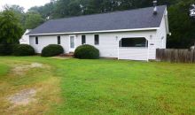 6221 Lillians Ln Hayes, VA 23072