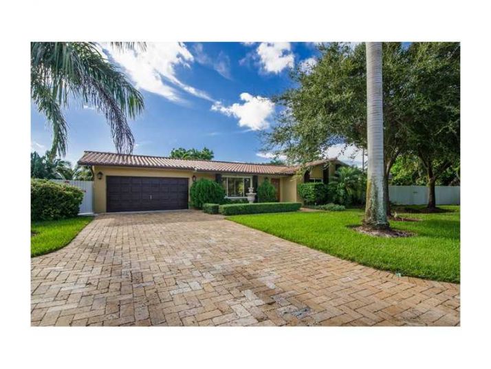 13005 SW 115 CT, Miami, FL 33176