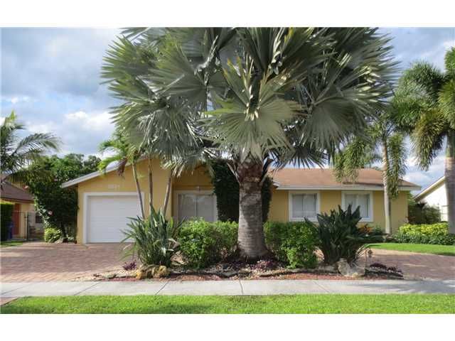 5361 Nw 32nd Ct, Pompano Beach, FL 33063