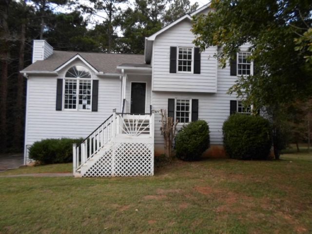 215 Bennett Farms Trl, Acworth, GA 30102