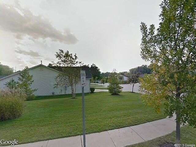 Bently Circle, Chesterfield, MO 63017