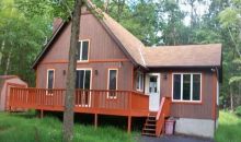 39 Delaware Ct Bushkill, PA 18324