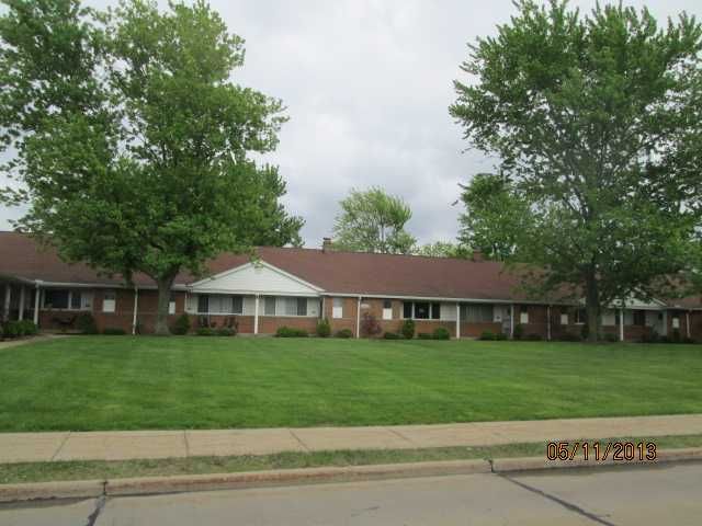 25600 Country Club Blvd Unit 11, North Olmsted, OH 44070