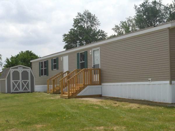 877 E US 6 #109, Ligonier, IN 46767