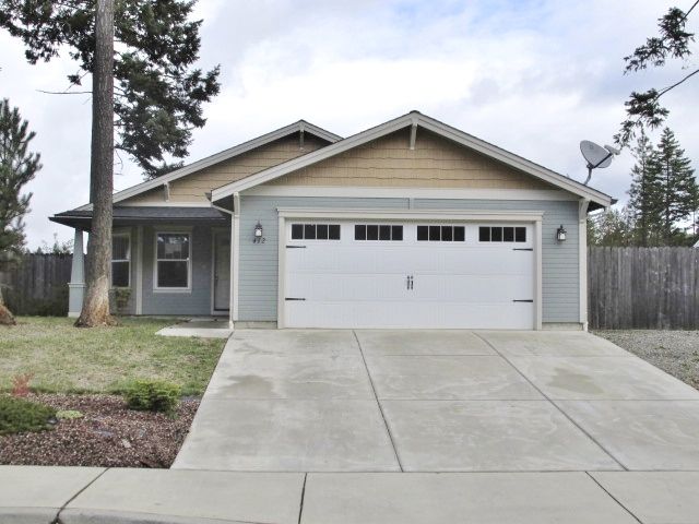 412 Lindilu Lane, Cave Junction, OR 97523