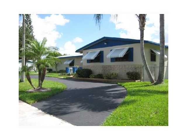 27901 SW 162 CT, Homestead, FL 33031