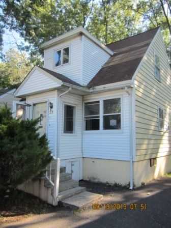 22 Huron Ave, Lake Hiawatha, NJ 07034