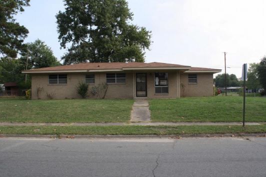 3101 Orchid Dr, Pine Bluff, AR 71603