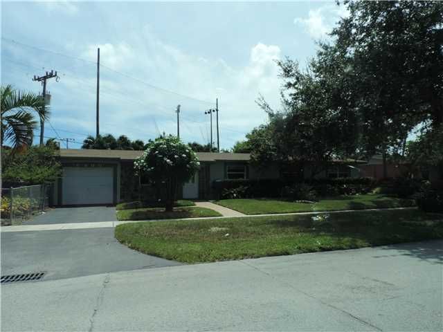 8900 SW 200 ST, Miami, FL 33157