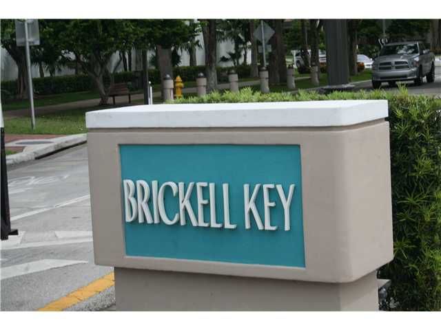 848 BRICKELL KEY DR # 3103, Miami, FL 33131