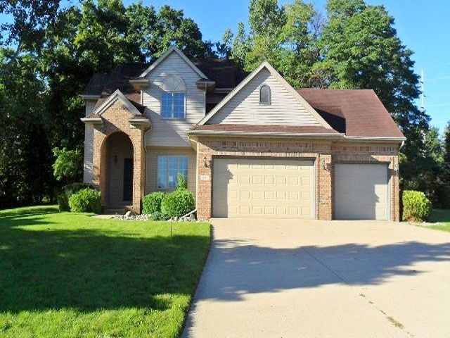 1403 Strawflower Cir, Lansing, MI 48917