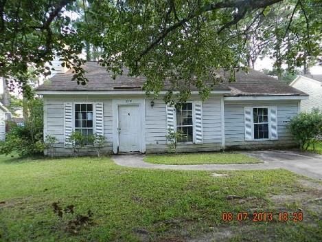 208 Corsair St, Summerville, SC 29483