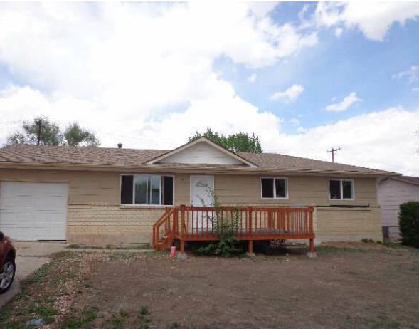 1327 Maxwell St, Colorado Springs, CO 80906