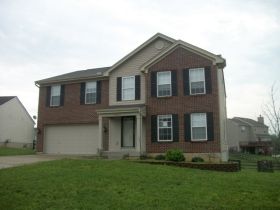 8521 Beechwood Ct, Alexandria, KY 41001