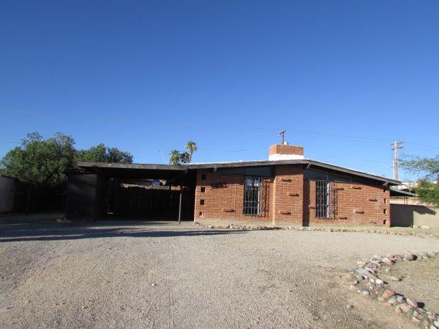 6933 E Bonnie Brae Drive, Tucson, AZ 85710