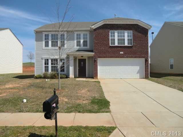 336 Zander Woods Ct, Mount Holly, NC 28120