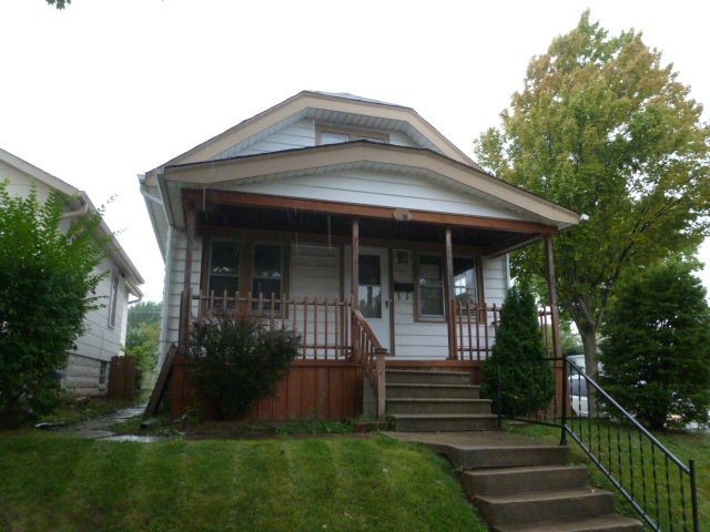 2201 S 71 St, Milwaukee, WI 53219