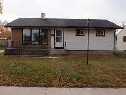 2835 S 104th St, Milwaukee, WI 53227