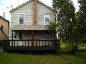 727 Walnut St, Freeland, PA 18224