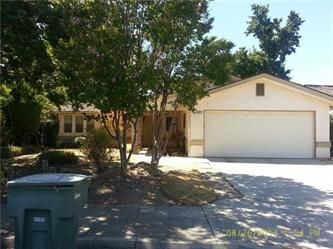 6073 N Constance Ave, Fresno, CA 93722
