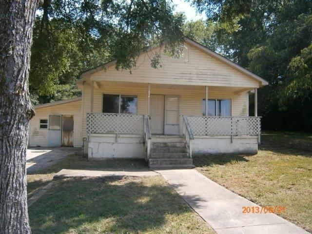 634 Vernel St, Hot Springs National Park, AR 71901