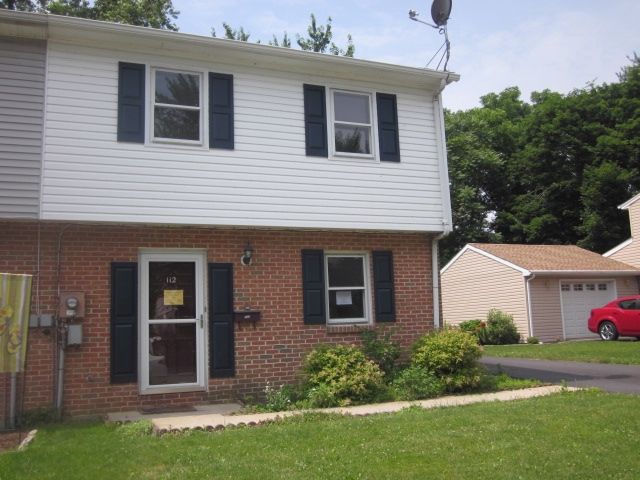 112 Noble St, Lititz, PA 17543