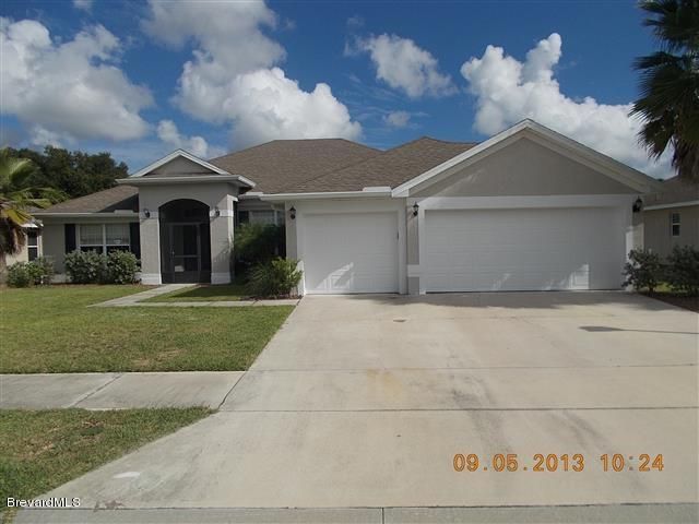 2183 Merlin Dr, Melbourne, FL 32904