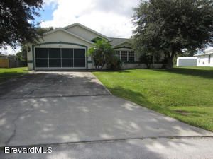 694 Congo St Ne, Palm Bay, FL 32907